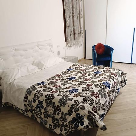Residenza Martignoni Ex Antica Oasi Francescana バレーゼ エクステリア 写真